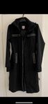 Uhip longcoat regnkappa jet black 