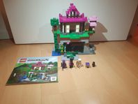 Lego Minecraft The Training Grounds 21183