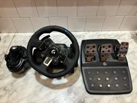 Logitech G923 ratt, pedaler och växelspak