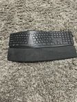 logitech ergo k860 tagentbord 