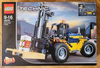 Lego 42079 - Heavy duty forklift