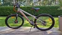 MTB Yosemite 24" 14 växlar