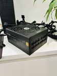 Modulärt nätaggregat/PSU (850W Gold+ Evega supernova) 