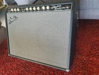 Fender custom Vibrolux Reverb USA