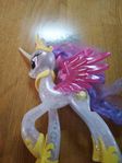 blinkande celestia. my little pony.