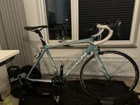 Bianchi impulso 55 (som ny) med elite suito-T trainer 