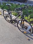 Fin hetrr cykel Scott sportster x45 28tum 