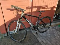 Hybrid cykel White sc lite