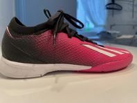 adidas fotbollsskor 34 inomhus