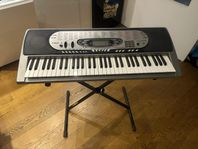 Casio piano CTK573