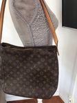 Louis Vuitton Monogram Looping GM Shoulder Bag med kvitto