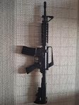 airsoft gun