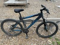 Scott YZ 25 Voltage