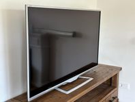 Sharp  60” LED-tv LC60LE751E