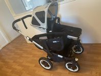 Bugaboo Donkey med många tillbehör