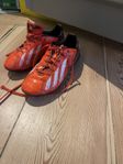 fotbollsskor ADIDAS strl 33