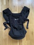 Ergobaby embrace pure black bärsele 