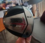 Titleist driver & 3 st fairway hybrider.