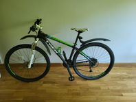 Trek xcaliber 7 27 tum som ny.