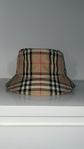 Burberry Fiskehatt