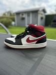 NIKE AIR JORDAN 1 MID 