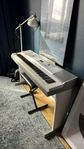 Yamaha Portable Grand DGX-620