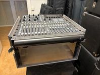 Behringer X32 Producer + case + en defekt SD16