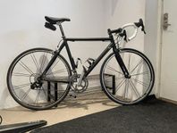 trek racer cykel storlek 56