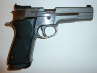 Pistol Smith & Wesson 9mm Target Champion