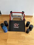 Puckmål med hockeypuckar - Mohawke puck catcher