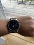 Samsung Galaxy Smartwatch 42 mm till salu