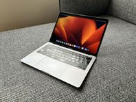 Apple MacBook Pro 13-tum 2017 TBT3 Retina A1708 rymdgrå