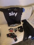 Team sky 2015 kit 