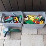 Meccano bygg sats och plastverktyg