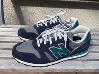 New Balance 373