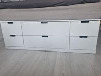 En Nordli byrå från IKEA