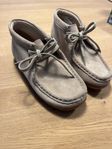 Clarks Wallabee storlek 31