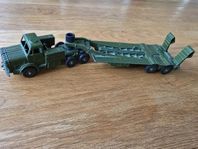 Leksaksbil för samlare. Dinky Supertoys Tank Transporter