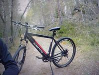 Stor El- mountainbike, (se länk i annonsen) extrautrustad