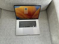 Macbook Pro 16 tum - 2019 - Nytt toppcase - 512 gb