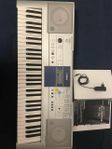 Yamaha PSR E323 (YPT-320)