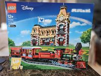 71044 Disney Train & Station