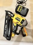 DeWalt Spikpistol med batteri och laddare