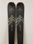 Salomon QST 92 All Mountain Skida