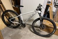 MTB  XC 275 Pro 24, mountainbike  27,5 tum