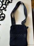 Hugo boss väska 