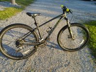 Specialized Rockhopper 27.5 tum