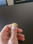 ring lejon huved 18k guld