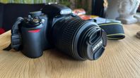 Nikon D3100 Digital SLR-kamera med 18-55mm VR-objektivkit