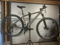 Principia Evoke A8.9 19” Mountainbike